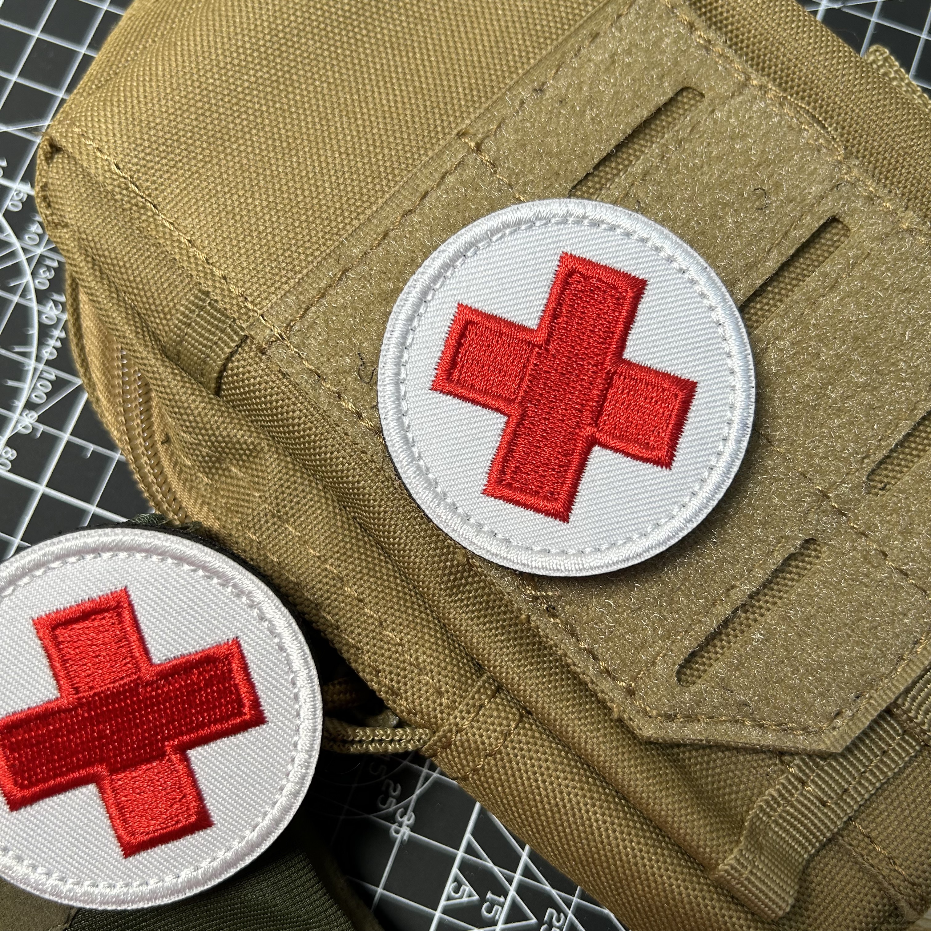 First Aid Red Cross Round Patc - First Aid Bag Kit 리뷰 및 가격